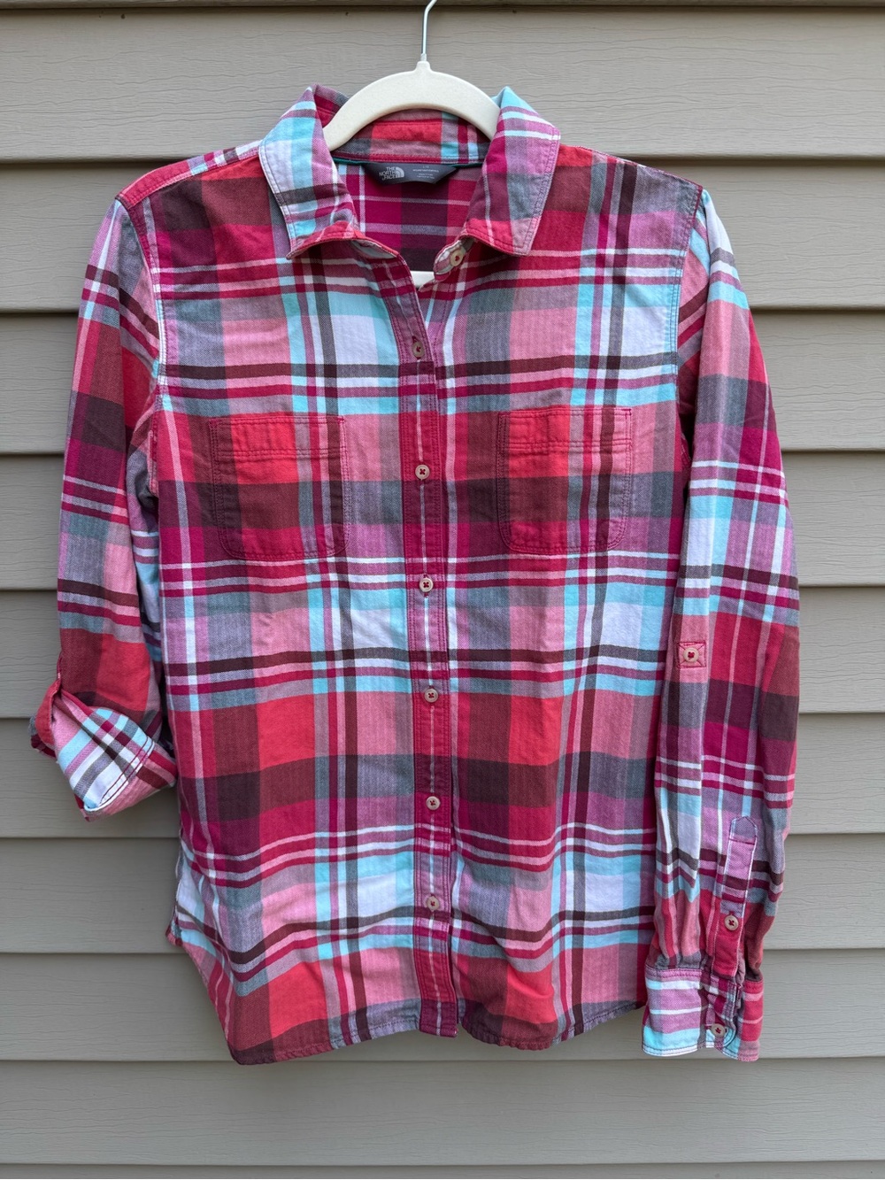 The North Face Women’s Plaid Roll-Tab Button Down Shirt Size Large